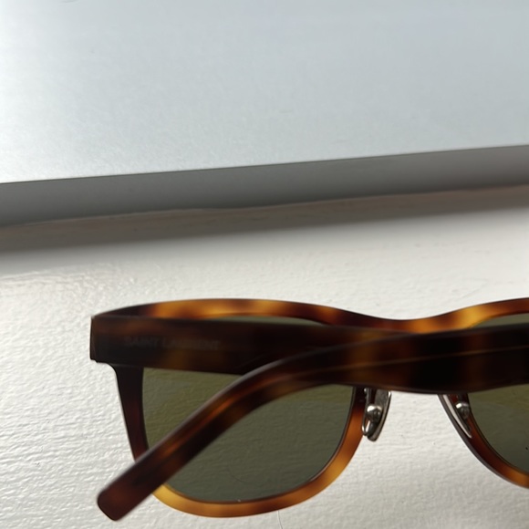 COPY - Saint Laurent sunglasses - Picture 3 of 3